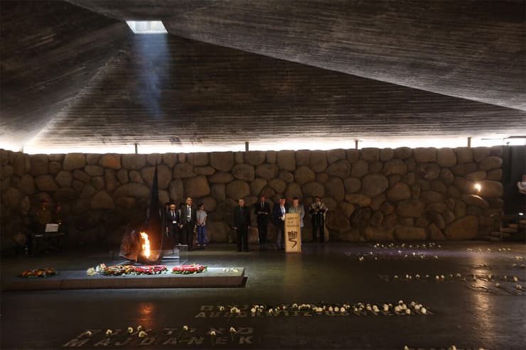 אוהל יזכור ביד ושם, שבו יתקיים ב-13:00 טקס האזכרה הממלכתי (צילום: גיל יוחנן) אוהל יזכור ביד ושם, שבו יתקיים ב-13:00 טקס האזכרה הממלכתי