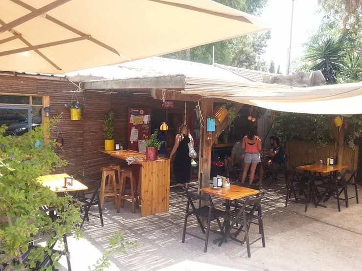 החומוס של טחינה, סניף שדרות (צילום: נורית גורן) החומוס של טחינה, סניף שדרות