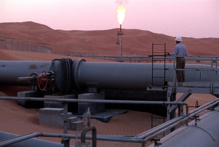 מתקן נפט סעודי. הסכימו להגביר את התפוקה כבר בחודש הבא