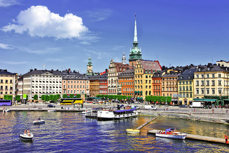 שטוקהולם. הניטרליות נסדקה ב-1995, עם ההצטרפות לאיחוד האירופי