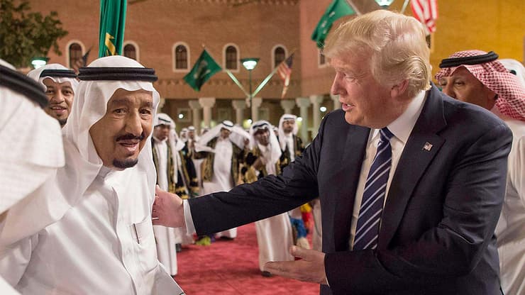סעודיה בירכה על הסנקציות. טראמפ והמלך סלמאן