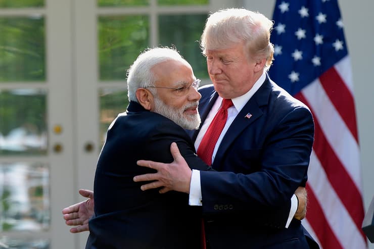 ר"מ הודו עם טראמפ. גם ארה"ב "צריכה להיזהר"