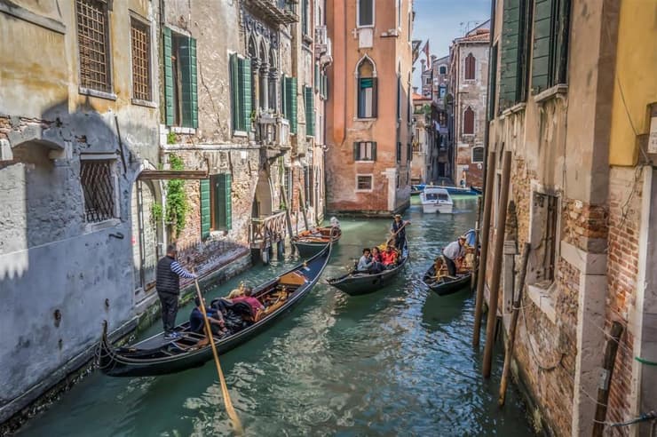 רומנטיקה במיטבה: ונציה