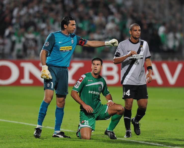 קינן ובופון, במשחק הקודם בין חיפה ליובנטוס בעונת 2009/10