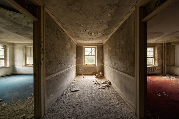 מלון נטוש בפנסילבניה (צילום: דיוויד דה רואדה) מלון נטוש בפנסילבניה