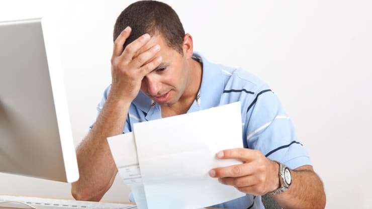 חובות. אילוסטרציה (צילום: shutterstock) אילוסטרציה: חשבונות