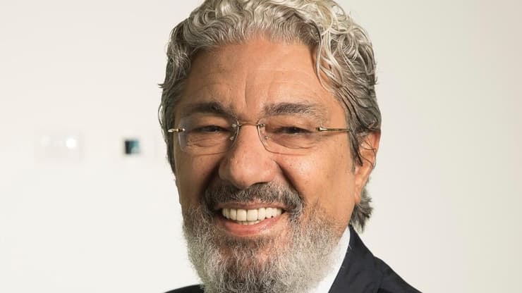 חזי בצלאל הבעלים של אקספון