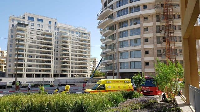 דויד יגודייב פועל בניין נהרג אתר בנייה תל אביב