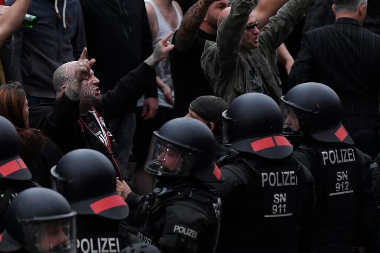 הפגנה של הימין הקיצוני בעיר קמניץ בגרמניה