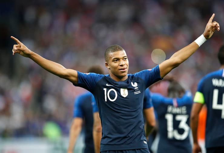 הוא עדיין לא זיזו. אמבאפה (צילום: AP) קיליאן אמבאפה נבחרת צרפת