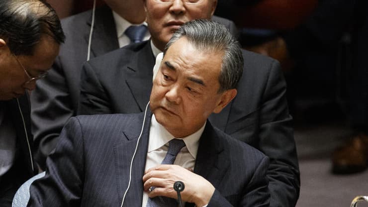 שר החוץ של סין וואנג יי דיון מועצת הביטחון של האו"ם