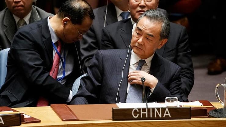 שר החוץ של סין וואנג יי דיון מועצת הביטחון של האו"ם