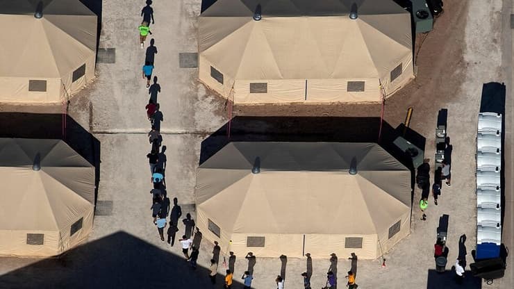 רויטרס תמונות השנה ילדי מהגרים מתקן מעצר טקסס ארה"ב יוני