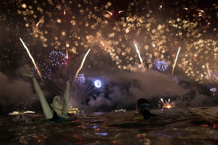 חגיגות השנה החדשה קופקבנה ריו דה ז'ניירו ברזיל 