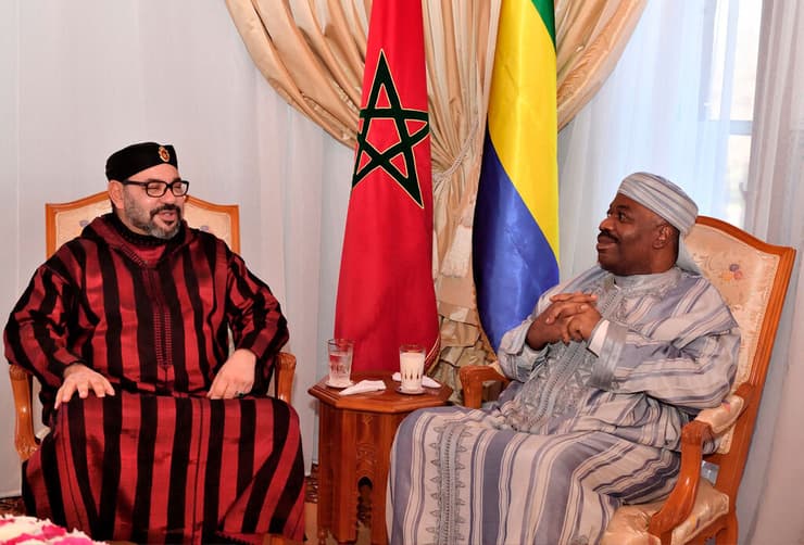 מלך מרוקו מוחמד השישי מבקר את נשיא גבון עלי בונגו בית חולים ב רבאט