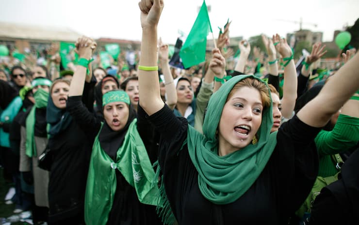 פרויקט 40 שנה למהפכה ב איראן מהומות 2009