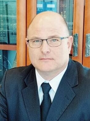 עו"ד ניר ויינרמן