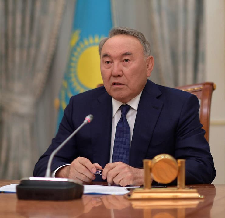 נשיא קזחסטן נורסולטן נזרבייב הודיע על התפטרות