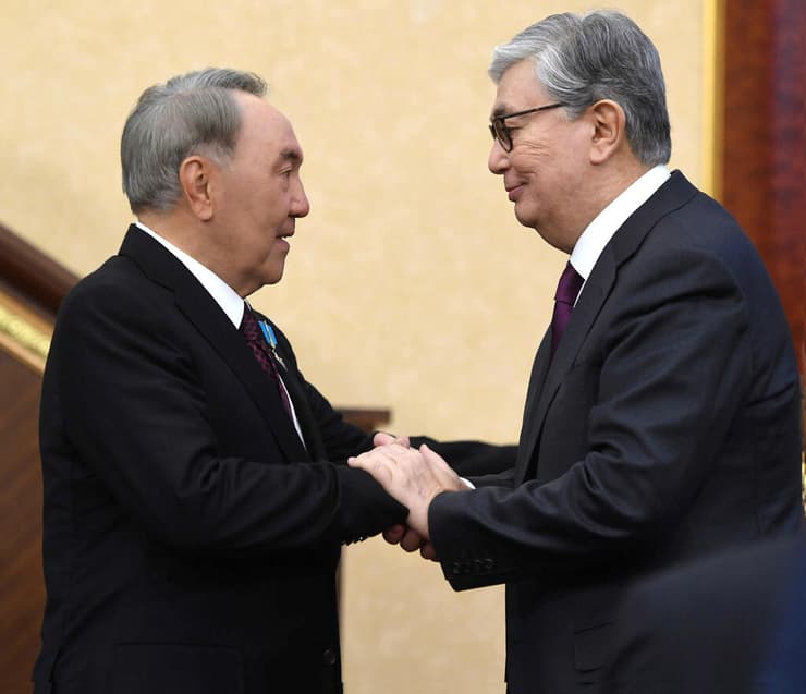 קזחסטן פרישת הנשיא נורסולטן נזרבייב קאסים ז'ומרט טוקאייב נשיא חדש