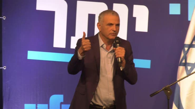 משה כחלון, יו"ר מפלגת "כולנו" בכנס פעילים בחיפה