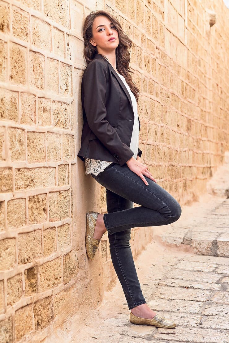 ''הבעיות שלי ושל צחי? החרדל בסנדוויץ'..'' (צילום: טל שחר) ''הבעיות שלי ושל צחי? החרדל בסנדוויץ'..''