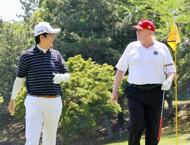 נשיא ארה"ב דונלד טראמפ ביקור יפן שינזו אבה גולף