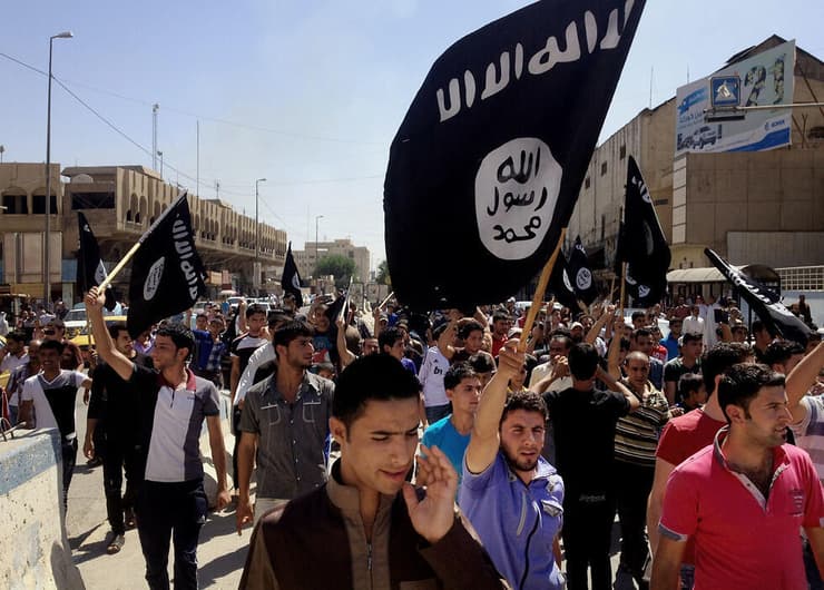 לאחר נפילת סדאם ארגונים קיצוניים התחזקו. תומכי דאעש בעיראק