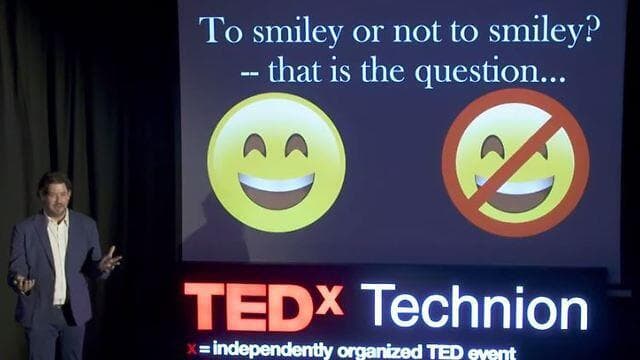 ד"ר אריק חשין מציג את המחקר בכנס של TED