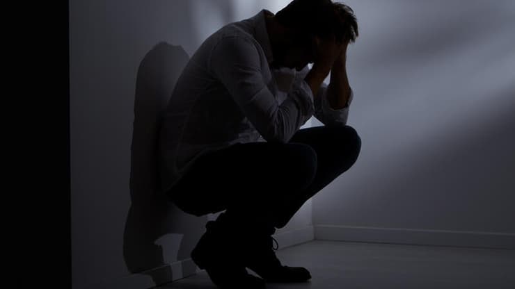 התאבדויות התאבדות אובדנות גברים 