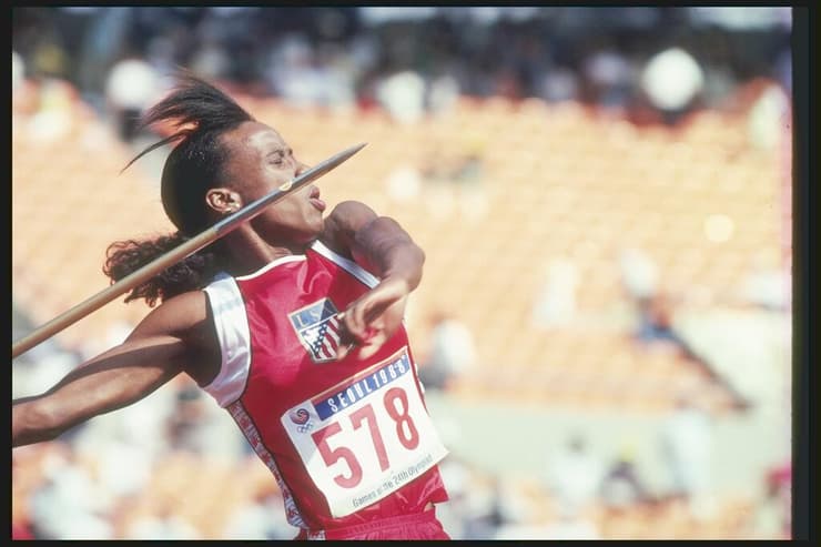 ג'קי ג'וינר-קרסי בפעולה