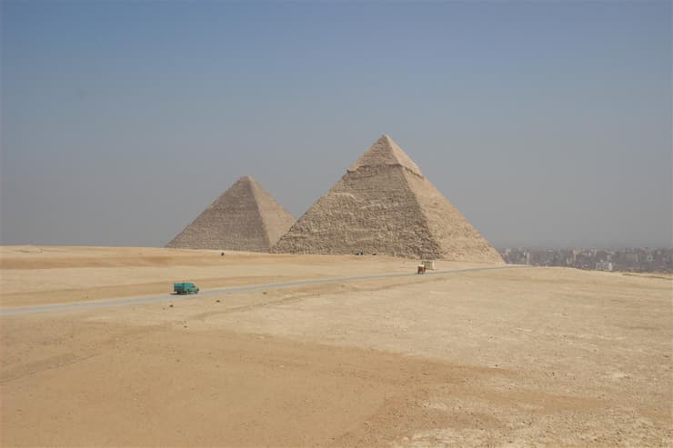 הפירמידות בגיזה