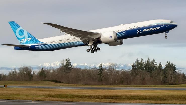 טיסת בכורה מטוס בואינג 777X (צילום: TNS) טיסת בכורה מטוס בואינג 777X