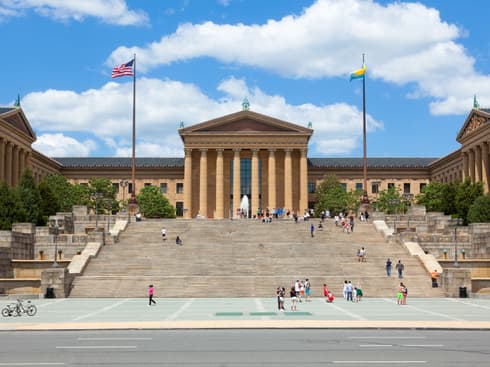 ה"נכון" לפי טראמפ: המבנה הניאו-קלאסי של מוזיאון פילדלפיה לאמנות