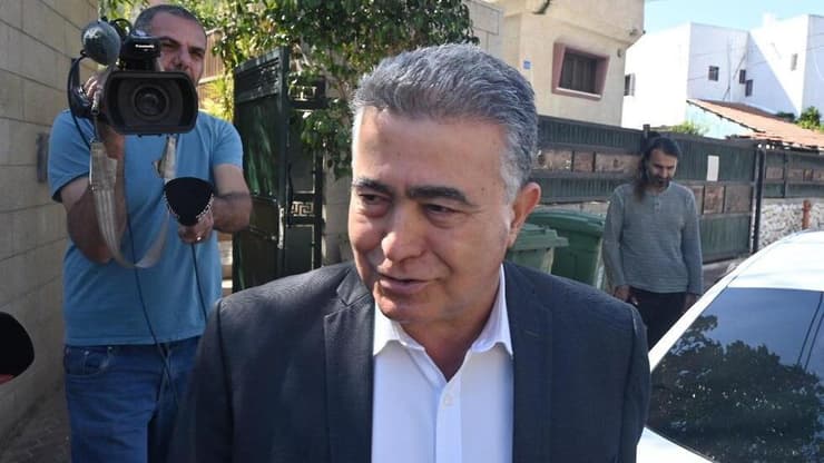 עמיר פרץ (צילום: אבי רוקח) עמיר פרץ בבוקר שאחרי הבחירות