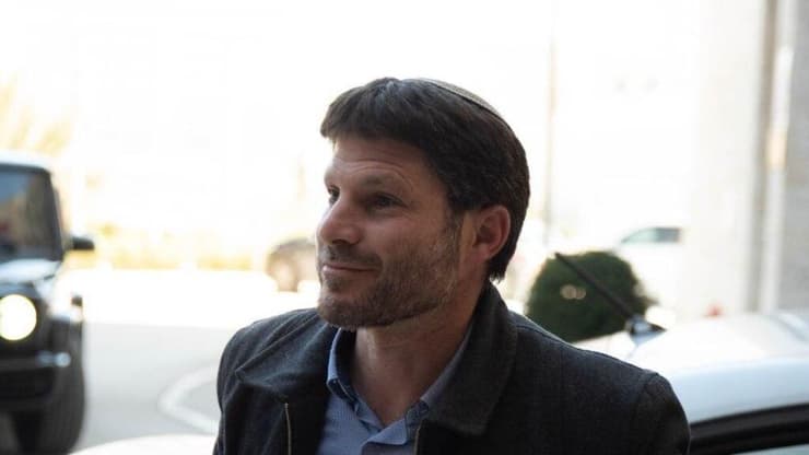 ישיבת הסיעה הראשונה של מפלגת ״ימינה״ שנערכת כעת במלון רמדה בירושלים