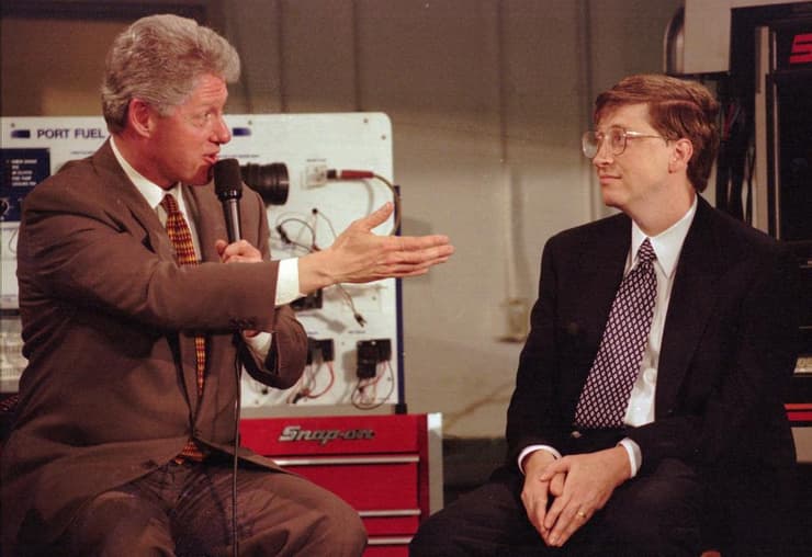 ביל גייטס וביל קלינטון בשנת 1996