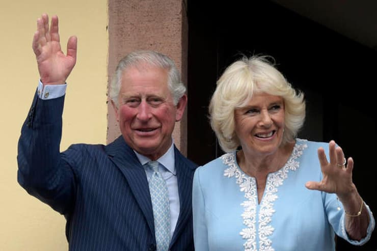 בריטניה הנסיך צ'רלס צ'ארלס נדבק נגיף קורונה עם אשתו קמילה