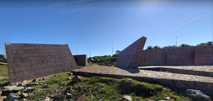 אנדרטת מונטווידאו לשואה באורוגוואי