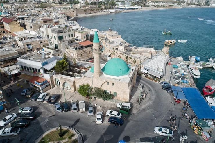מסגד סינן פאשא בנמל עכו