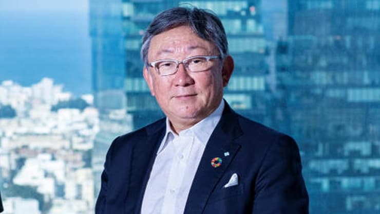 סגן נשיא סומיטומו טושיקזו נאמבו