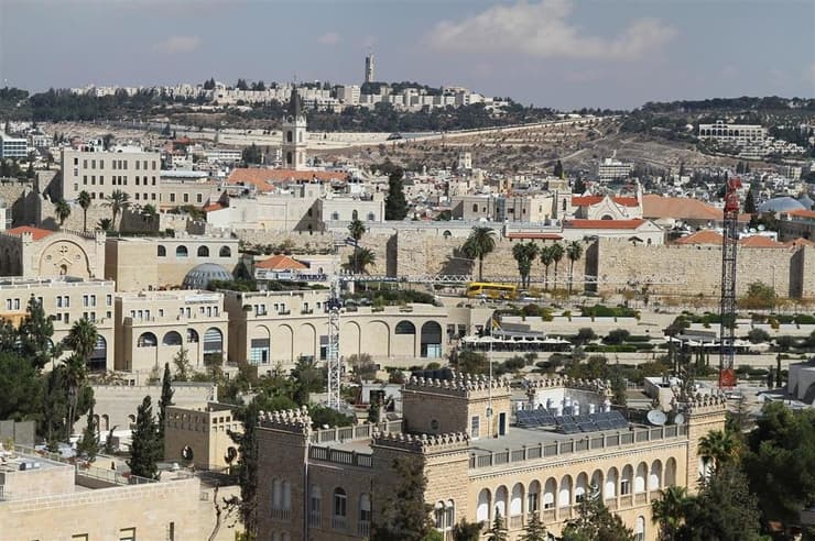 נוף העיר העתיקה מתצפית מגדל ימקא