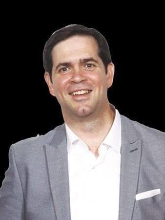 עו"ד צביקה גלזר