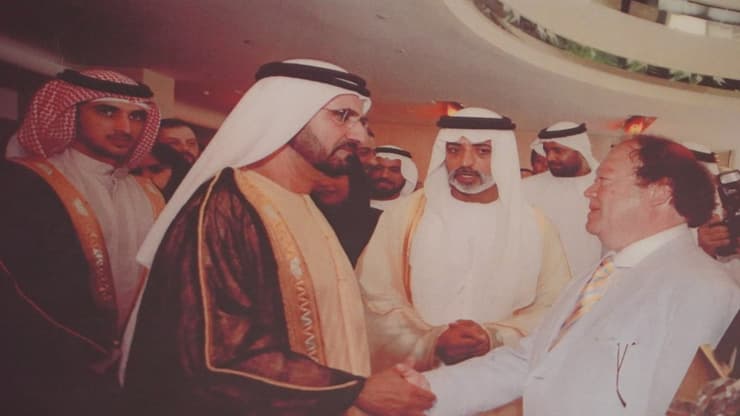  עם שליט דובאי וראש ממשלת איחוד האמירויות, השיח' מוחמד בין ראשיד אל מכטום