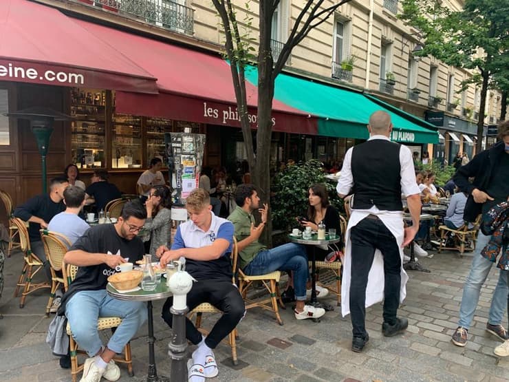 המסעדות בפריז נפתחו