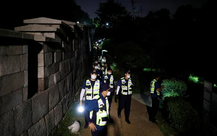 חיפושים אחרי ראש העיר סיאול פארק וון סון שנמצא מת דרום קוריאה