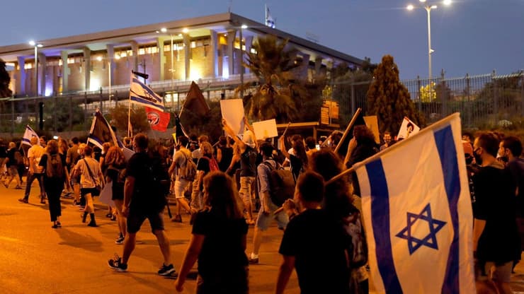 הצעדה לעבר הכנסת 