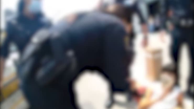 ממצלמת הגוף המשטרה: קורין אברהם מסרבת להזדהות בגלל שהיתה בלי מסיכה