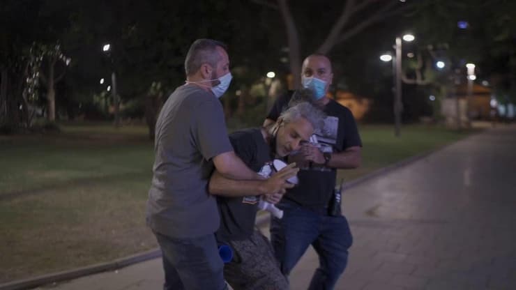 מפגינים נגד נתניהו הוכו בתל אביב