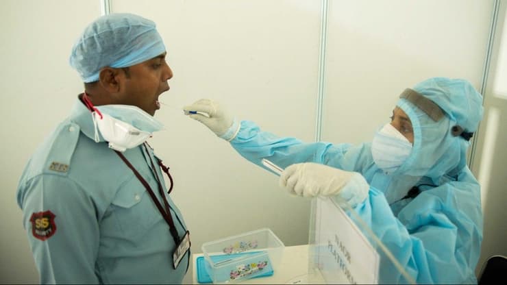 ניסויים לפתח מערכת לבדיקת קורונה מיידית שנערכים בהודו