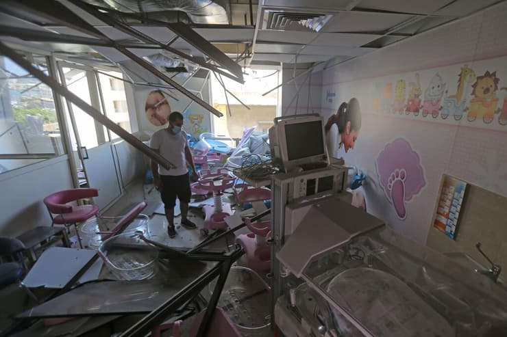 לבנון ביירות אסון פיצוץ נמל הרס ב בית חולים ששמו וורדייה